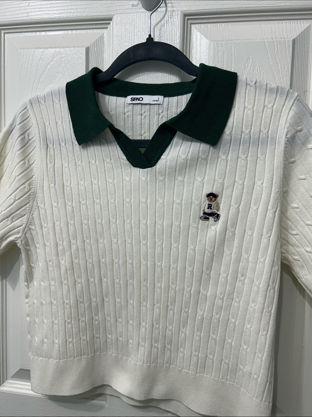 Women’s Cream Cable-Knit Polo Tee with Green Collar